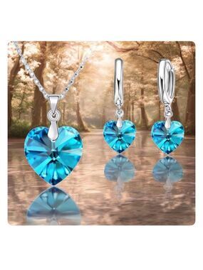NIB 925 Sterling Silver Zircon Skye Blue Heart Pendant and Earring Set